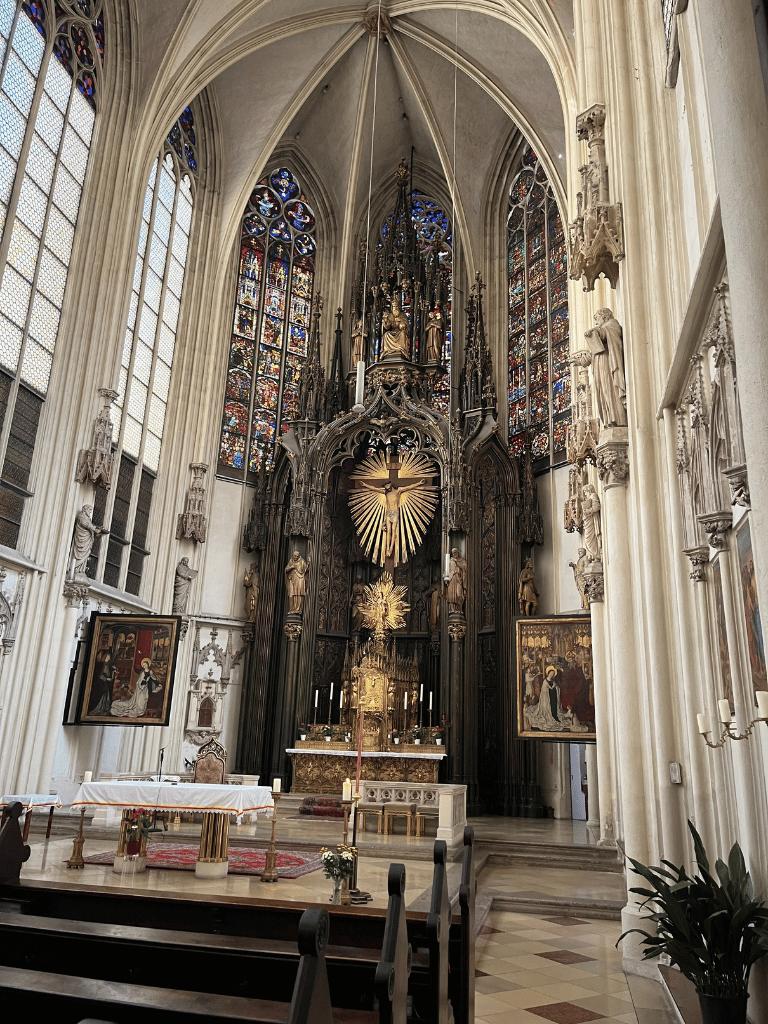 ⛪ Kostel Narození Panny Marie Orlová – historická dominanta města